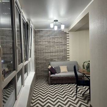 Сдается 1-комнатная квартира, 53 м²