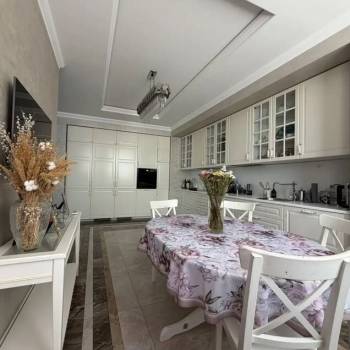 Продается 3-х комнатная квартира, 97,5 м²