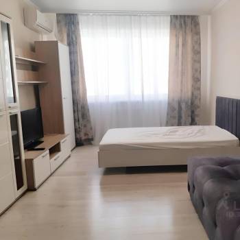 Сдается 1-комнатная квартира, 41 м²