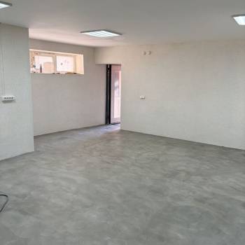 Продается Нежилое помещение, 123 м²