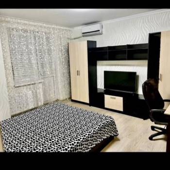 Продается 1-комнатная квартира, 40,6 м²