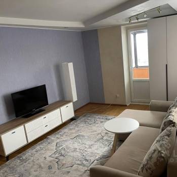 Сдается Многокомнатная квартира, 63,8 м²