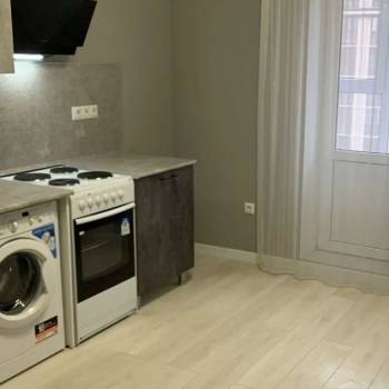 Сдается 1-комнатная квартира, 50 м²