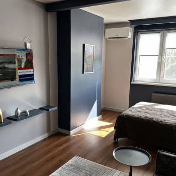 Сдается 1-комнатная квартира, 49 м²