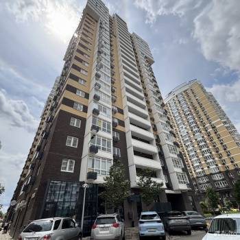 Продается 2-х комнатная квартира, 78,8 м²
