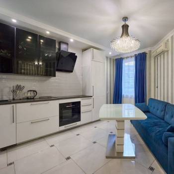 Сдается 2-х комнатная квартира, 70 м²