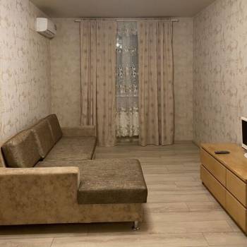 Продается 1-комнатная квартира, 38,6 м²