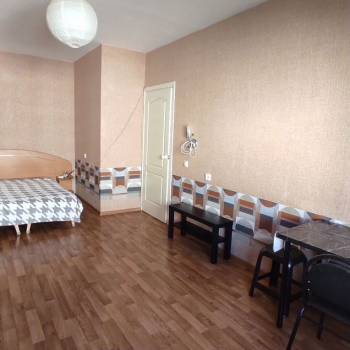 Сдается 1-комнатная квартира, 42 м²