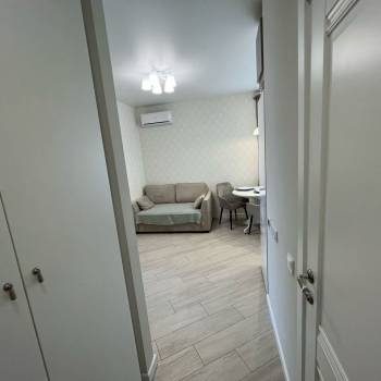 Продается 1-комнатная квартира, 38 м²