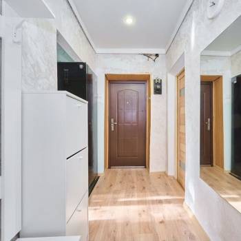 Продается 3-х комнатная квартира, 54,5 м²