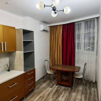 Сдается 2-х комнатная квартира, 60 м²