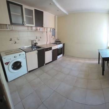 Сдается 1-комнатная квартира, 46 м²