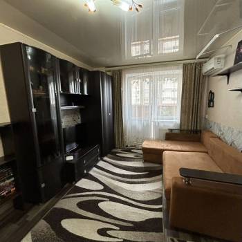 Сдается 1-комнатная квартира, 38 м²