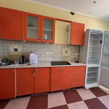 Сдается 2-х комнатная квартира, 60 м²