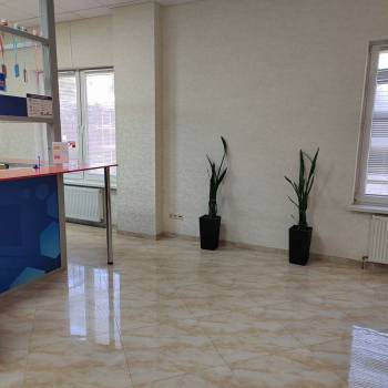 Сдается Нежилое помещение, 100 м²