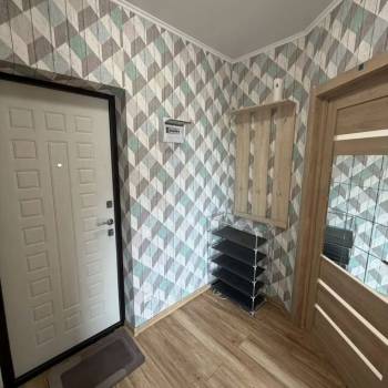 Продается 1-комнатная квартира, 36 м²