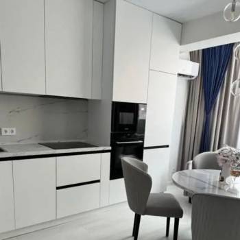 Продается 1-комнатная квартира, 40 м²