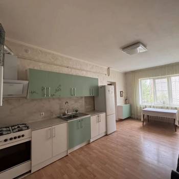 Сдается Дом, 200 м²