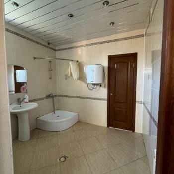 Сдается Дом, 200 м²