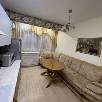 Продается 1-комнатная квартира, 42,6 м²