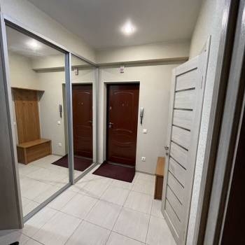 Продается 1-комнатная квартира, 42,6 м²