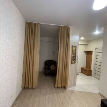 Продается 1-комнатная квартира, 42,6 м²