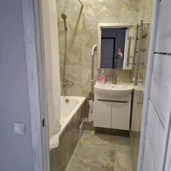 Сдается Многокомнатная квартира, 64 м²