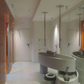 Сдается Нежилое помещение, 370 м²