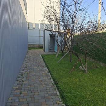 Сдается Нежилое помещение, 600 м²