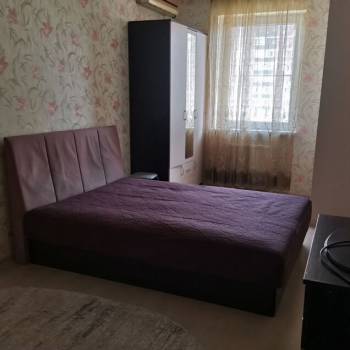 Сдается 1-комнатная квартира, 37 м²