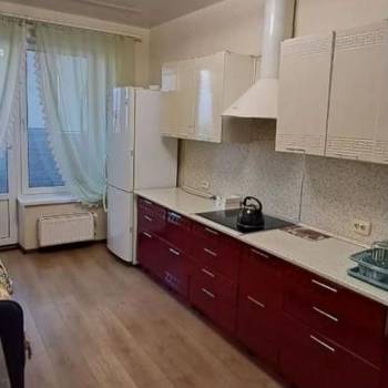 Сдается 1-комнатная квартира, 47 м²