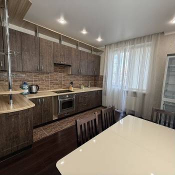 Сдается 1-комнатная квартира, 45 м²