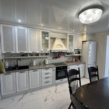 Сдается 2-х комнатная квартира, 78 м²