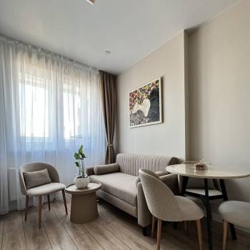 Продается 1-комнатная квартира, 35 м²