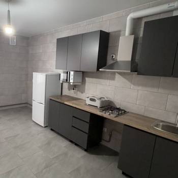 Сдается 1-комнатная квартира, 50 м²