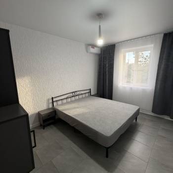 Сдается 1-комнатная квартира, 50 м²