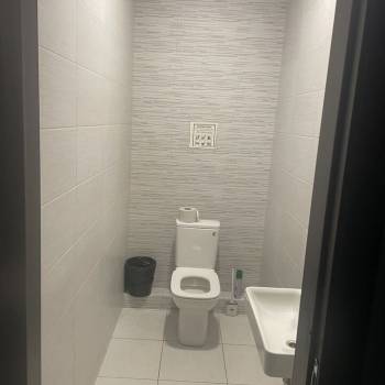 Сдается Нежилое помещение, 680 м²