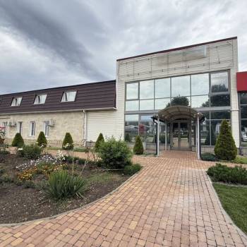 Сдается Нежилое помещение, 680 м²