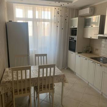 Сдается 2-х комнатная квартира, 60 м²