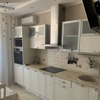Сдается 2-х комнатная квартира, 60 м²