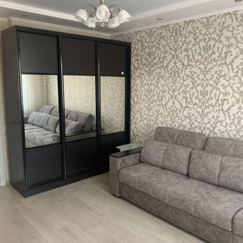 Сдается 2-х комнатная квартира, 60 м²
