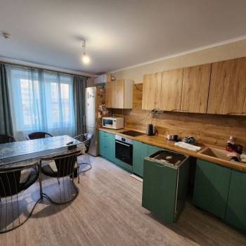 Сдается 2-х комнатная квартира, 60 м²
