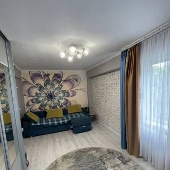 Сдается 2-х комнатная квартира, 45 м²