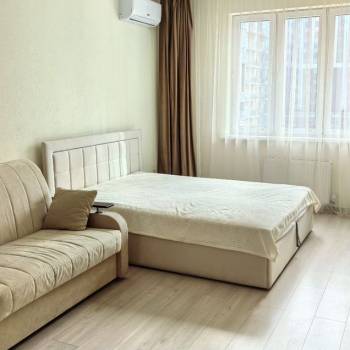 Сдается 1-комнатная квартира, 43 м²