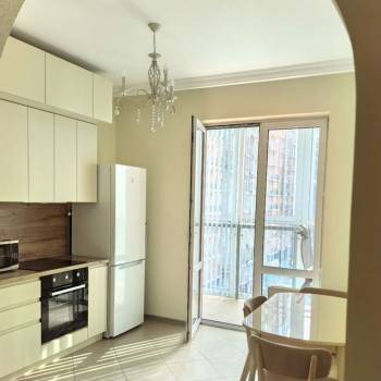 Сдается 1-комнатная квартира, 43 м²