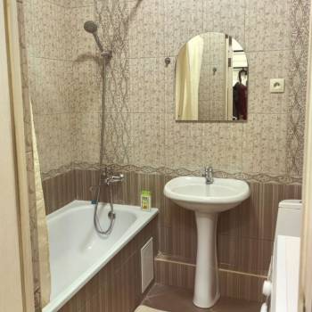 Сдается 1-комнатная квартира, 43 м²