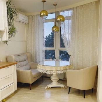 Сдается 1-комнатная квартира, 50 м²