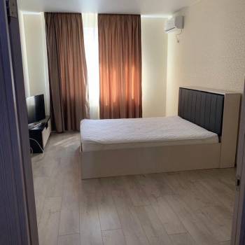 Сдается 1-комнатная квартира, 42,4 м²