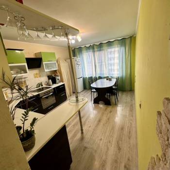Продается 3-х комнатная квартира, 81 м²