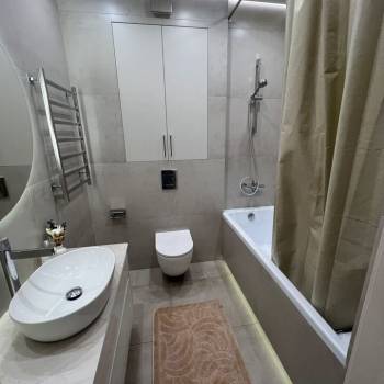 Сдается 2-х комнатная квартира, 74 м²
